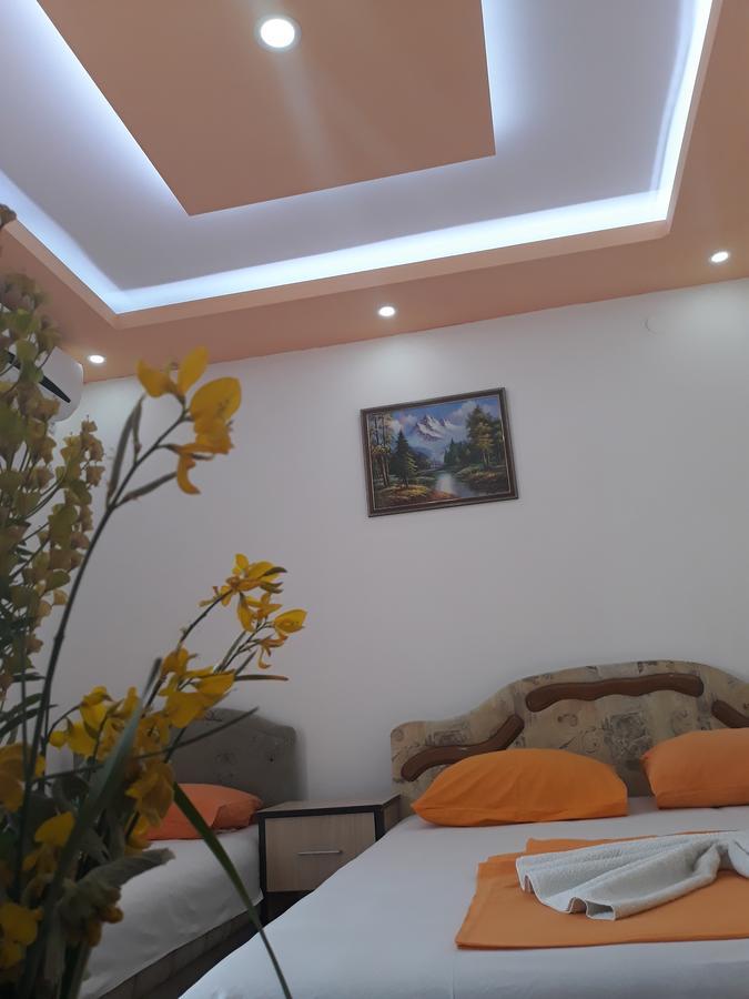 Aza Apartment